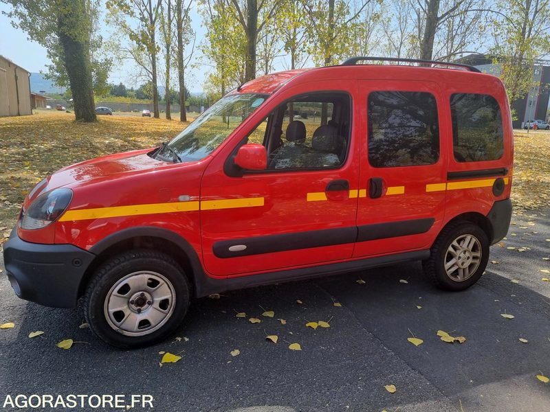 Renault Kangoo 4x4 - 9031 YE 63 - 2006 - Furgoncino: foto 2 Renault Kangoo 4x4 - 9031 YE 63 - 2006 - Furgoncino: foto 2