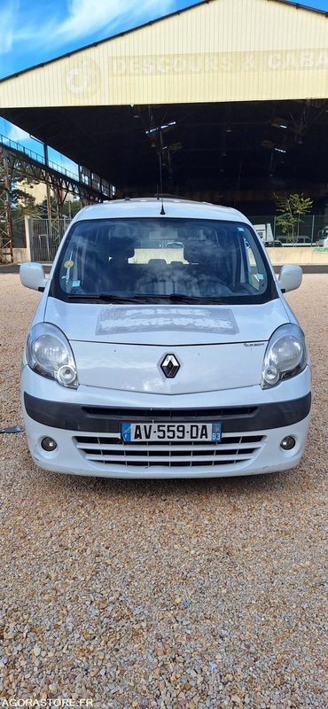 Renault Kangoo (Ancien véhicule de la Police Municipale) - Autovettura: foto 1 Renault Kangoo (Ancien véhicule de la Police Municipale) - Autovettura: foto 1