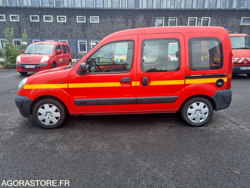 Renault Kangoo Diesel - 4370 XM 63 - 2003 - Furgoncino: foto 2 Renault Kangoo Diesel - 4370 XM 63 - 2003 - Furgoncino: foto 2