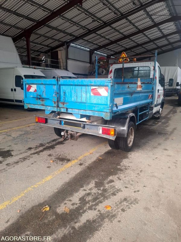 Renault Mascott benne roues jumelées 183615kms 2000 - Furgone ribaltabile: foto 4 Renault Mascott benne roues jumelées 183615kms 2000 - Furgone ribaltabile: foto 4