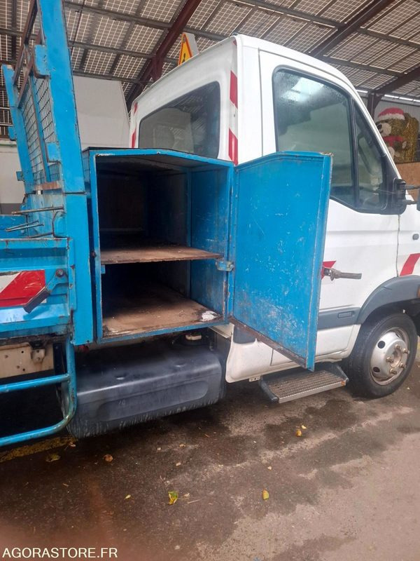 Renault Mascott benne roues jumelées 183615kms 2000 - Furgone ribaltabile: foto 5 Renault Mascott benne roues jumelées 183615kms 2000 - Furgone ribaltabile: foto 5