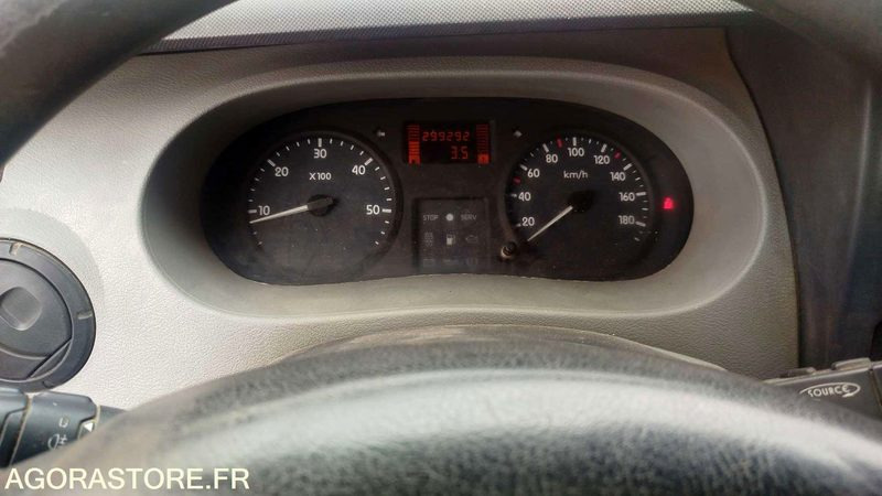 Renault - Master - 2004 - 299292km - BQ-940-TF - Furgone chiuso: foto 4 Renault - Master - 2004 - 299292km - BQ-940-TF - Furgone chiuso: foto 4