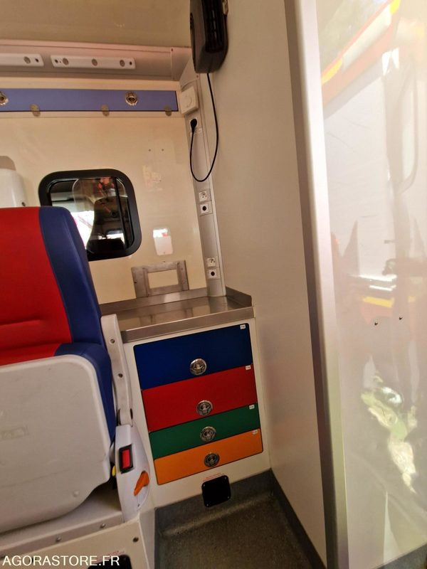 Ambulanza Renault Master - 2011 - 270594 - CE149HL: foto 13