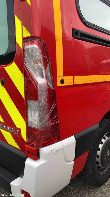 Renault Master III dci 125 - 18/06/2014 - Ambulanza: foto 5 Renault Master III dci 125 - 18/06/2014 - Ambulanza: foto 5