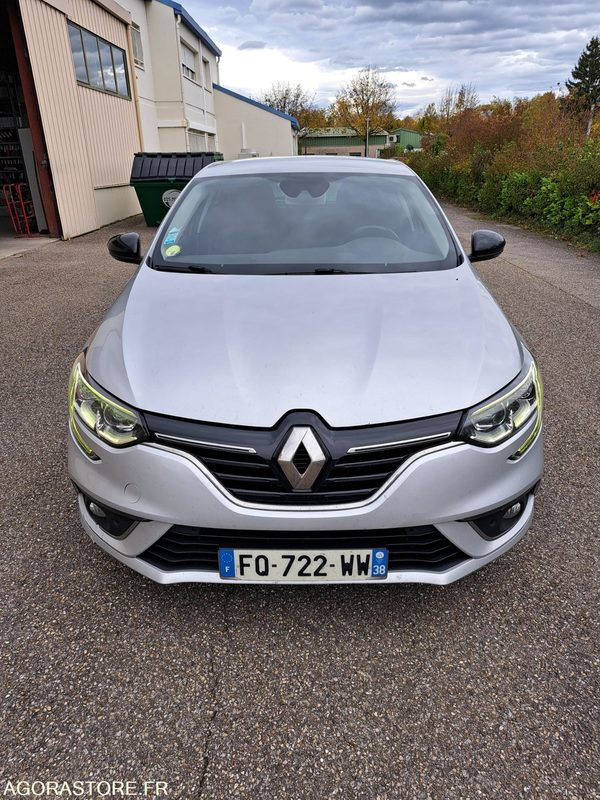 Renault Mégane - 2020 - 170854 kms - Autovettura: foto 3 Renault Mégane - 2020 - 170854 kms - Autovettura: foto 3