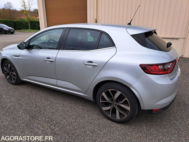 Renault Mégane - 2020 - 170854 kms - Autovettura: foto 4 Renault Mégane - 2020 - 170854 kms - Autovettura: foto 4