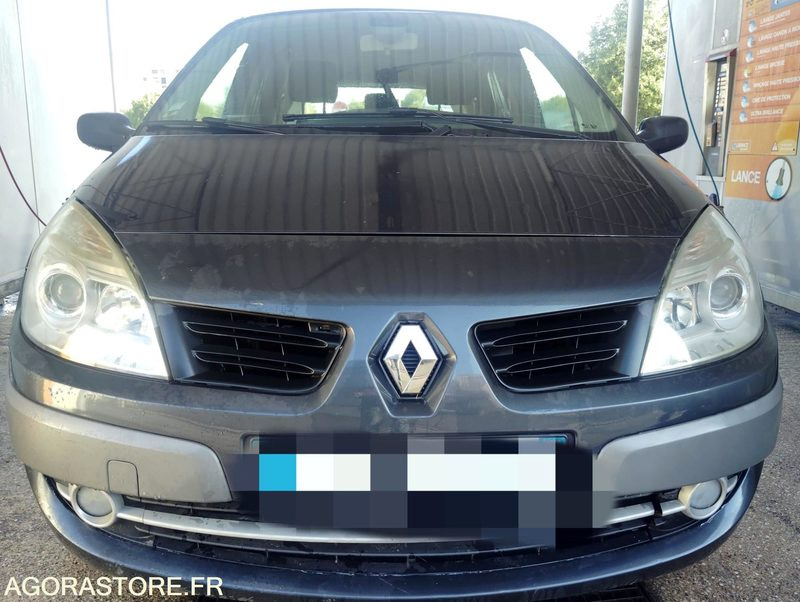 Renault Megane Grand Scénic 1.9 DCI 130CH - Autovettura: foto 1 Renault Megane Grand Scénic 1.9 DCI 130CH - Autovettura: foto 1