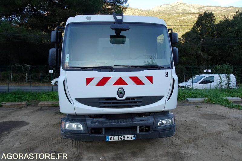 Renault Midlum 220 DXI - Camion immondizia: foto 1 Renault Midlum 220 DXI - Camion immondizia: foto 1