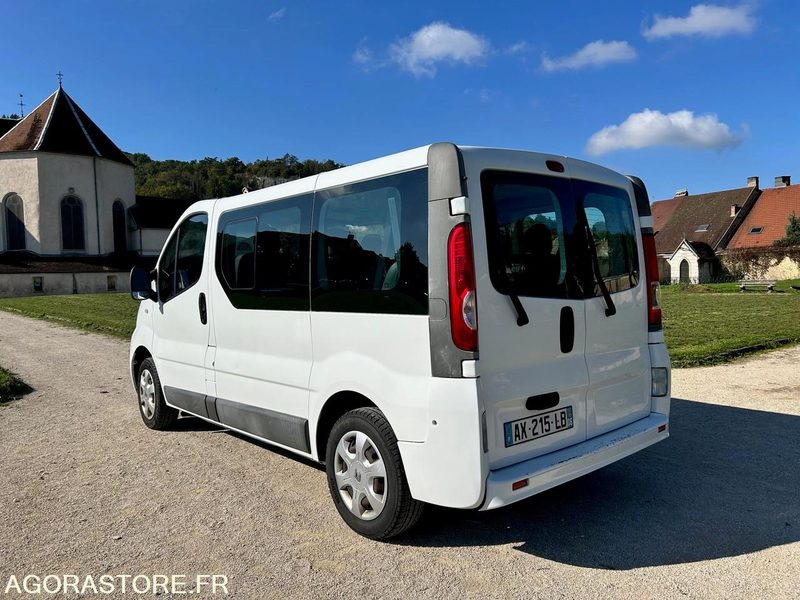 Renault Trafic 2 - 2010 - 141000 kms - Minibus, Pulmino: foto 4 Renault Trafic 2 - 2010 - 141000 kms - Minibus, Pulmino: foto 4