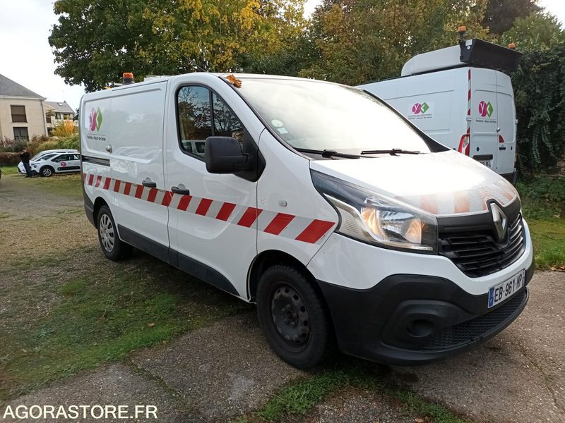 Renault Trafic - 255439 kms - 2016 - Furgone chiuso: foto 5 Renault Trafic - 255439 kms - 2016 - Furgone chiuso: foto 5