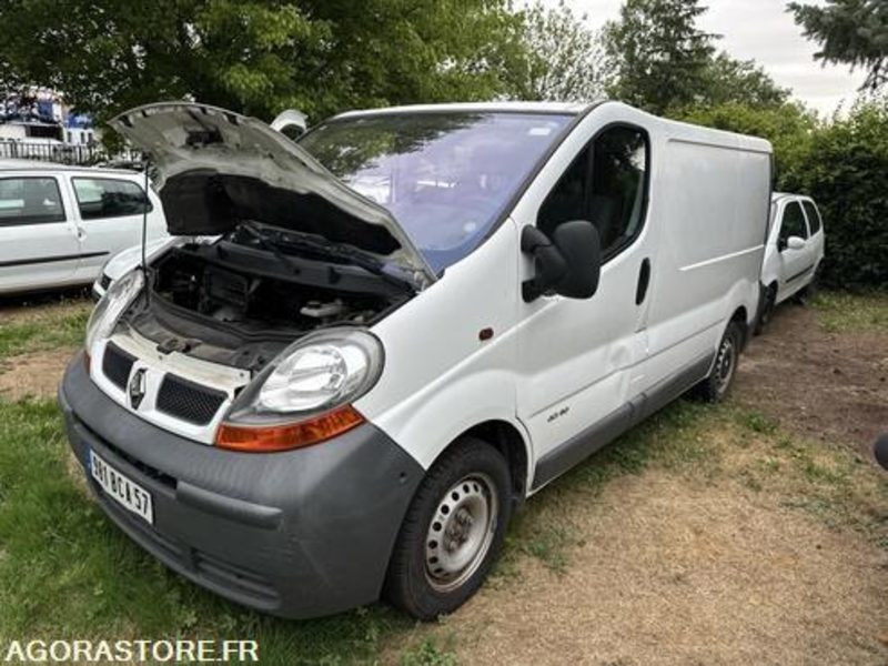 Renault Trafic - 981BCA57 - Furgone chiuso: foto 2 Renault Trafic - 981BCA57 - Furgone chiuso: foto 2