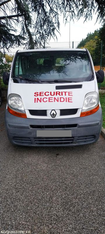 Renault Trafic VP vitré- 2002 - 127320kms - Furgoncino: foto 1 Renault Trafic VP vitré- 2002 - 127320kms - Furgoncino: foto 1