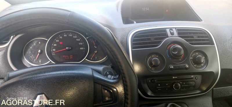 Renault kangoo 1.2 tce 115 cv 93121 kms Annee 2018 Clim Gps - Furgoncino: foto 4 Renault kangoo 1.2 tce 115 cv 93121 kms Annee 2018 Clim Gps - Furgoncino: foto 4