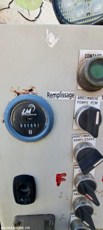 SEMI CITERNE AVEC POMPE A LOBES MEC 1994 (VENTE UNIQUEMENT EXPORT) - Rimorchio: foto 3 SEMI CITERNE AVEC POMPE A LOBES MEC 1994 (VENTE UNIQUEMENT EXPORT) - Rimorchio: foto 3