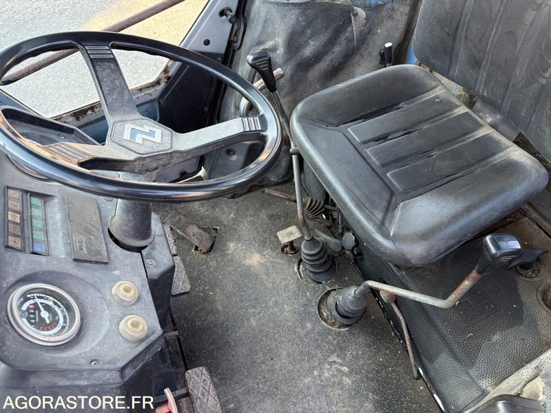 TRACTEUR AGRICOLE LANDINI 4X4 85 CV - Trattore: foto 4 TRACTEUR AGRICOLE LANDINI 4X4 85 CV - Trattore: foto 4