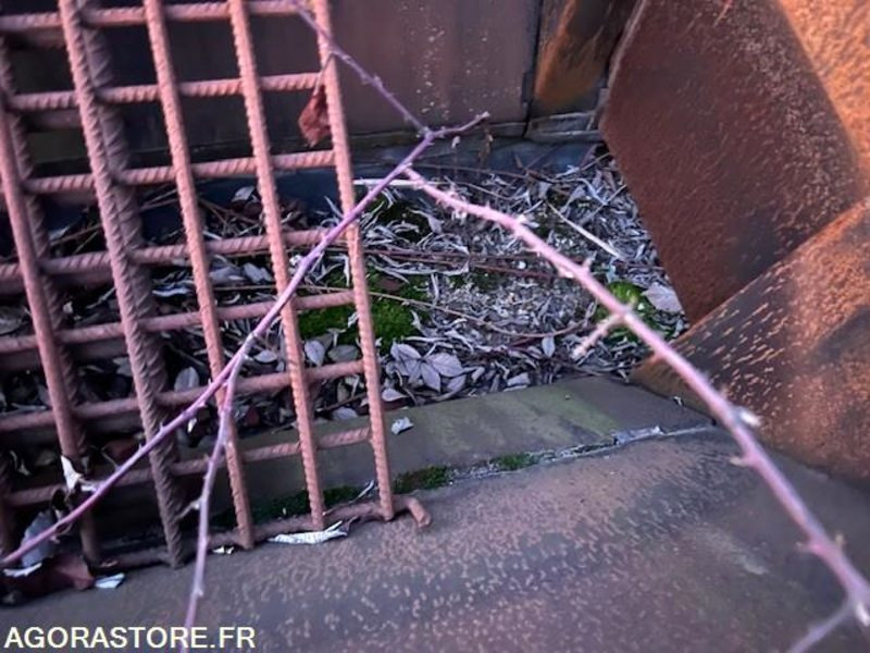 TREMIE DE CONVOYAGE HORIZONTALE 12.50 M - Trasportatore: foto 5 TREMIE DE CONVOYAGE HORIZONTALE 12.50 M - Trasportatore: foto 5