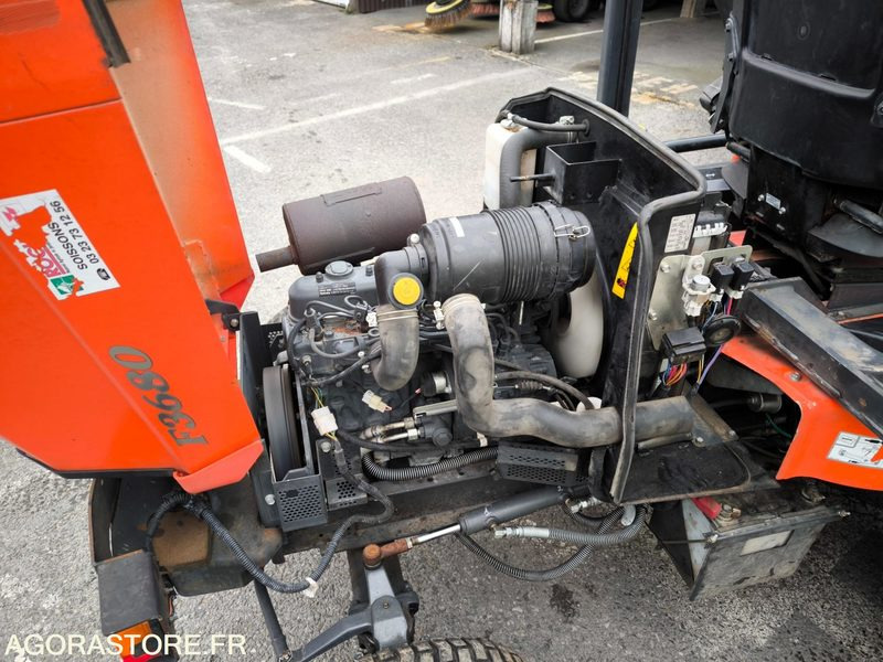 Tondeuse KUBOTA F3680 3688 heures 2013 - Tagliaerba: foto 3 Tondeuse KUBOTA F3680 3688 heures 2013 - Tagliaerba: foto 3