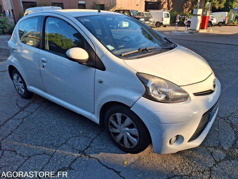 Toyota AYGO 115578kms - 2014 - Autovettura: foto 1 Toyota AYGO 115578kms - 2014 - Autovettura: foto 1