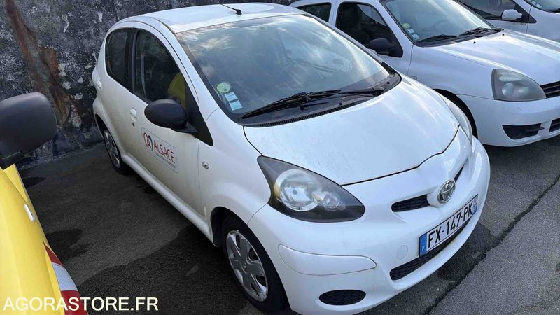 Toyota Aygo - 2009 - 81227kms - FX-147-PK - Autovettura: foto 1 Toyota Aygo - 2009 - 81227kms - FX-147-PK - Autovettura: foto 1
