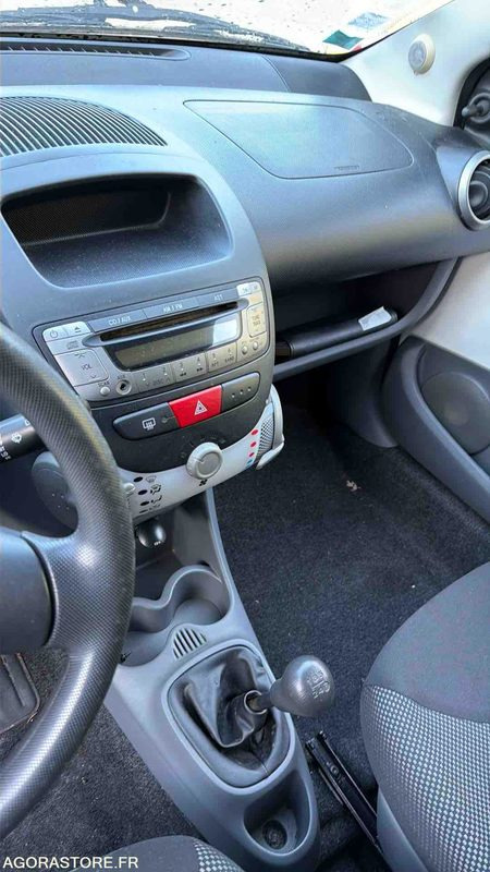 Toyota Aygo - 2009 - 81227kms - FX-147-PK - Autovettura: foto 3 Toyota Aygo - 2009 - 81227kms - FX-147-PK - Autovettura: foto 3