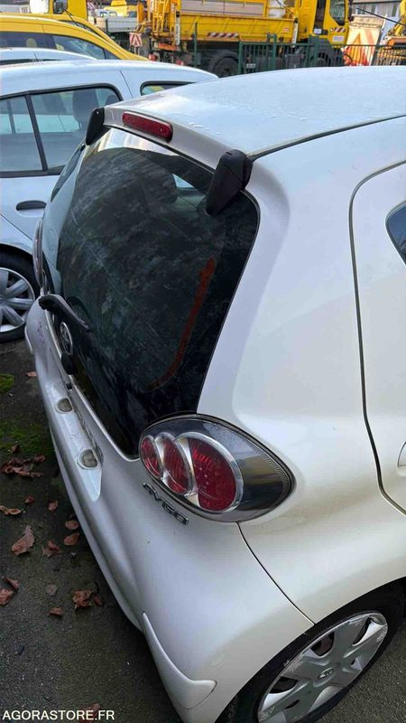 Toyota Aygo - 2009 - 81227kms - FX-147-PK - Autovettura: foto 2 Toyota Aygo - 2009 - 81227kms - FX-147-PK - Autovettura: foto 2