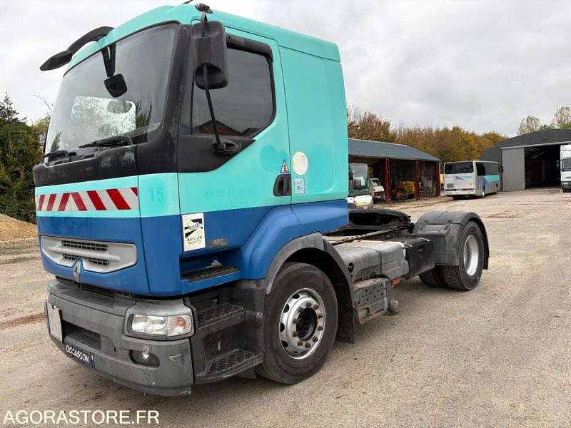 TRACTEUR RENAULT 420 DCI - Trattore stradale: foto 4 TRACTEUR RENAULT 420 DCI - Trattore stradale: foto 4