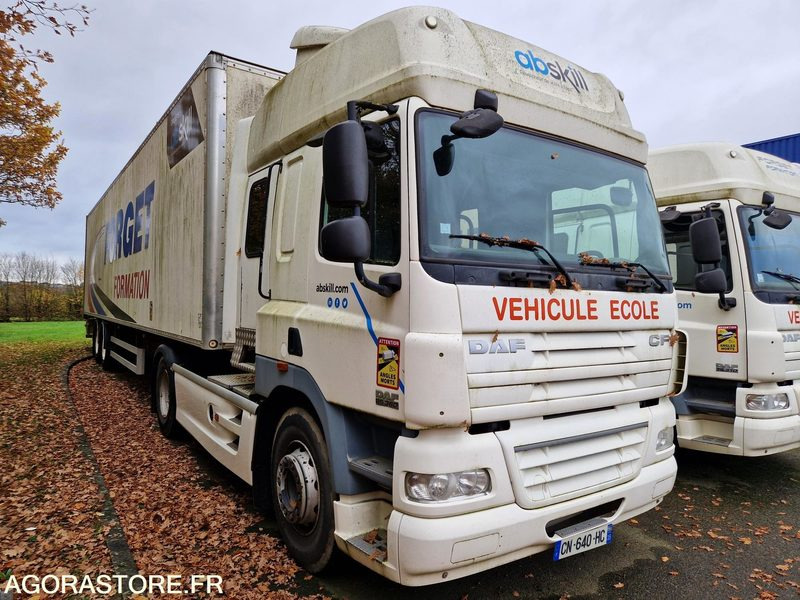 Tracteur DAF CF 85.360 - 2012 -193474 Kms -CN640HC - Trattore stradale: foto 2 Tracteur DAF CF 85.360 - 2012 -193474 Kms -CN640HC - Trattore stradale: foto 2