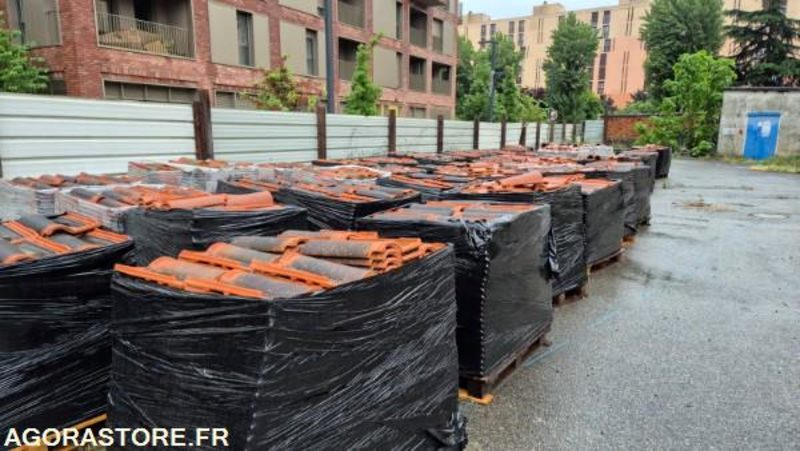 Tuiles Romane Coverland et Sans Super Romane 81 Damiatte - Attrezzo/ Attrezzature: foto 4 Tuiles Romane Coverland et Sans Super Romane 81 Damiatte - Attrezzo/ Attrezzature: foto 4