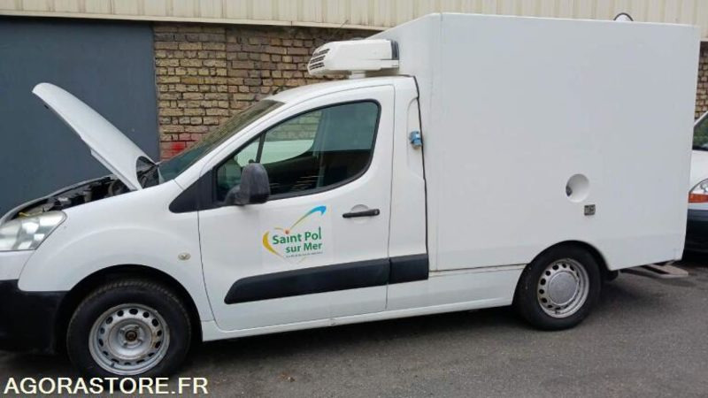 VEHICULE FRIGORIFIQUE PEUGEOT PARTNER AB519FR - Furgoncino: foto 4 VEHICULE FRIGORIFIQUE PEUGEOT PARTNER AB519FR - Furgoncino: foto 4