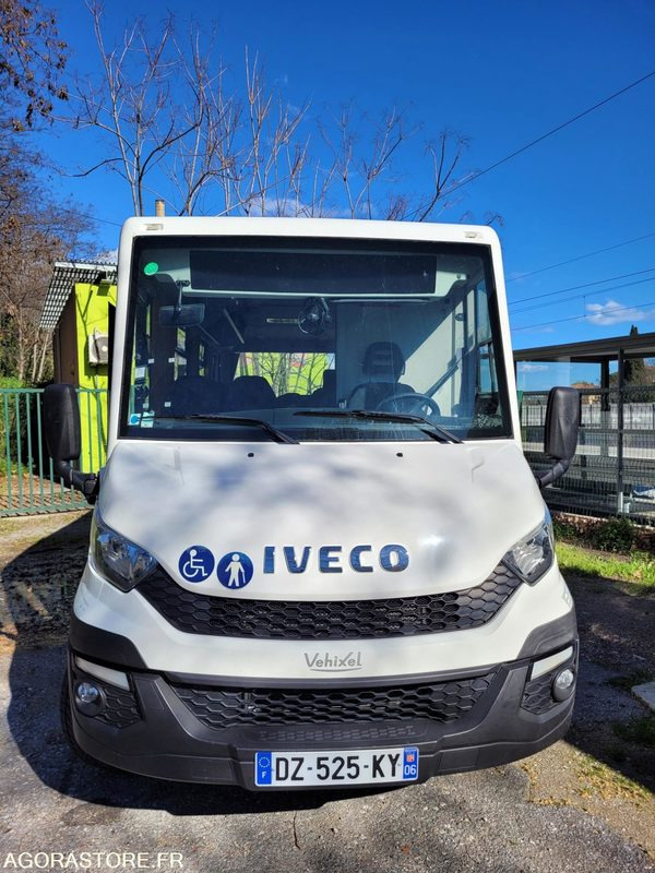 VENTE BUS INDCAR MOBI - IVECO - 210 000 km - BON ETAT - Scuolabus: foto 1 VENTE BUS INDCAR MOBI - IVECO - 210 000 km - BON ETAT - Scuolabus: foto 1
