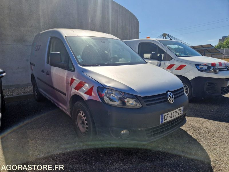 VOLKSWAGEN CADDY - CF413ZS - 2011 / 388 148 KM - Furgoncino: foto 2 VOLKSWAGEN CADDY - CF413ZS - 2011 / 388 148 KM - Furgoncino: foto 2