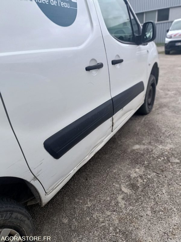 VU FOURGONNETTE CITROEN BERLINGO DANGEL 4X4 (BV changée avec embrayage) - Furgoncino: foto 5 VU FOURGONNETTE CITROEN BERLINGO DANGEL 4X4 (BV changée avec embrayage) - Furgoncino: foto 5