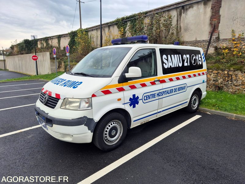 VW TRANSPORTER INTERVENTION SMUR - Furgone chiuso: foto 1 VW TRANSPORTER INTERVENTION SMUR - Furgone chiuso: foto 1
