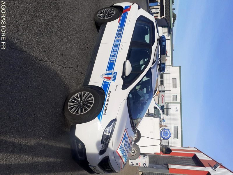 Peugeot 2008 police municipale - SUV/ Fuoristrada: foto 4 Peugeot 2008 police municipale - SUV/ Fuoristrada: foto 4