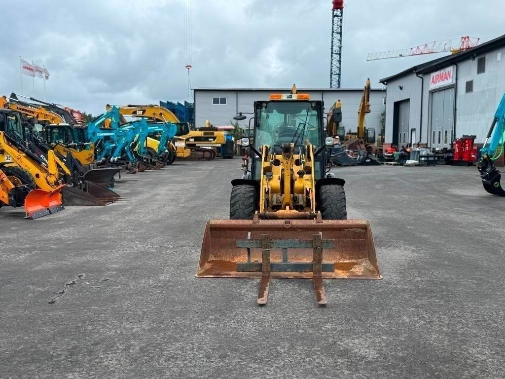 CAT 906 H 2 - Pala gommata: foto 3 CAT 906 H 2 - Pala gommata: foto 3