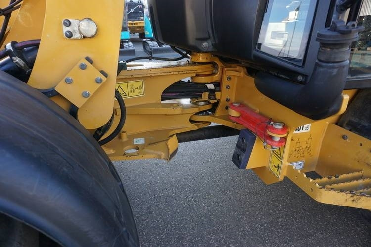 Pala gommata CAT 906M: foto 7 Pala gommata CAT 906M: foto 7