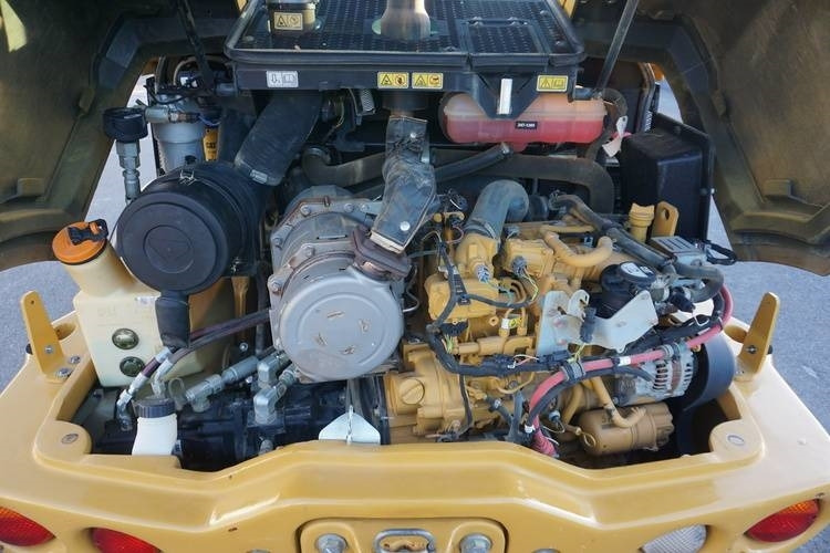 Pala gommata CAT 906M: foto 9 Pala gommata CAT 906M: foto 9