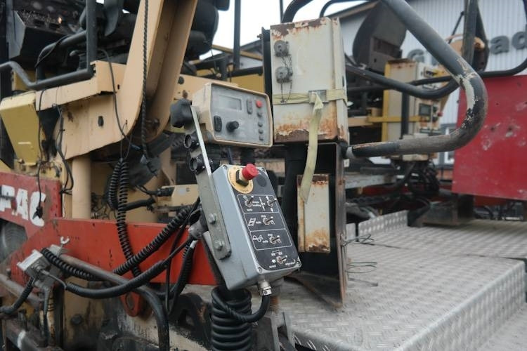 Dynapack F121 4WD - Finitrice: foto 4 Dynapack F121 4WD - Finitrice: foto 4