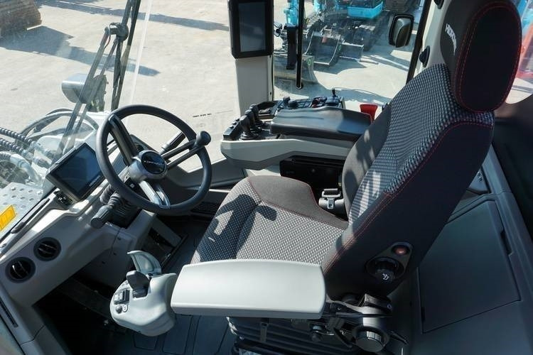 Hidromek HMK 635 WL-5 - Pala gommata: foto 5 Hidromek HMK 635 WL-5 - Pala gommata: foto 5