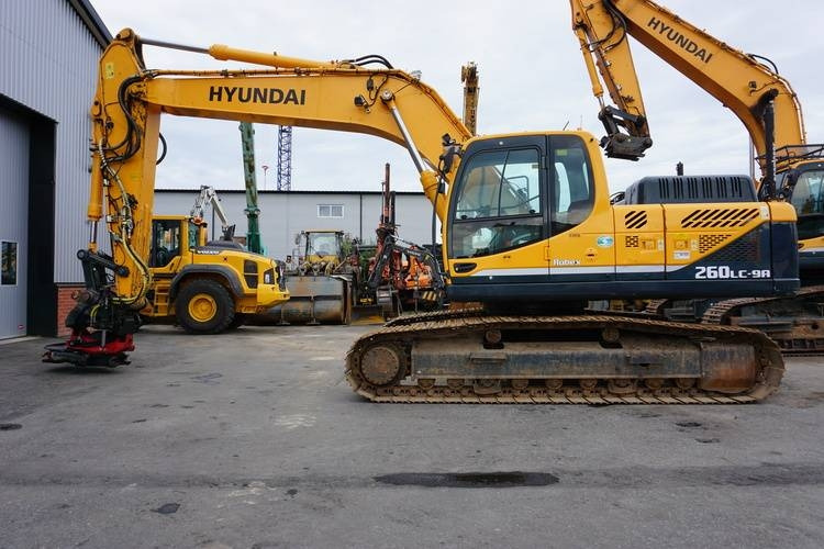 Hyundai R260LC-9A - Escavatore cingolato: foto 1 Hyundai R260LC-9A - Escavatore cingolato: foto 1