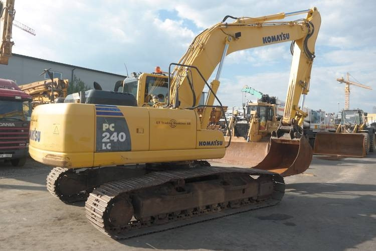 Komatsu PC 240-8 - Escavatore cingolato: foto 1 Komatsu PC 240-8 - Escavatore cingolato: foto 1