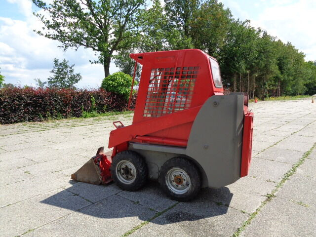Gehl 1640 - Minipala: foto 2 Gehl 1640 - Minipala: foto 2