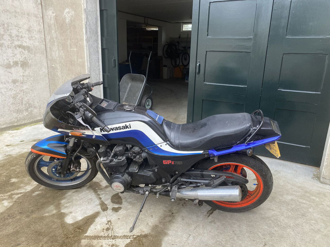 Motocicletta Kawasaki GPZ 750: foto 6 Motocicletta Kawasaki GPZ 750: foto 6