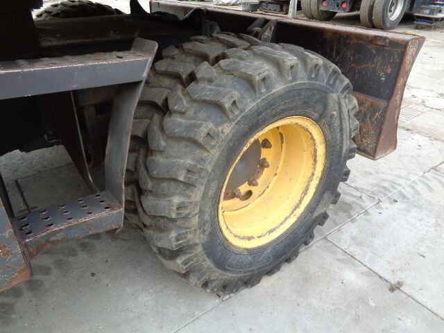 New Holland MH 4.6 - Escavatore gommato: foto 5 New Holland MH 4.6 - Escavatore gommato: foto 5