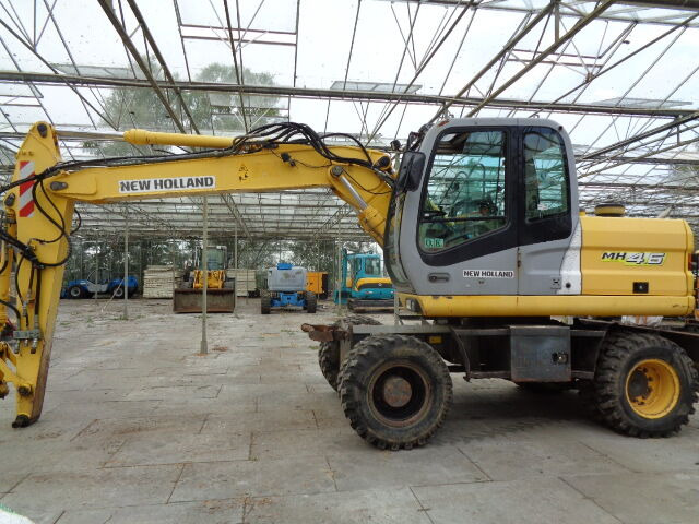 New Holland MH 4.6 - Escavatore gommato: foto 1 New Holland MH 4.6 - Escavatore gommato: foto 1