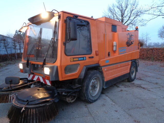 Schmidt Metro 500 4x2 - Spazzatrice stradale: foto 1 Schmidt Metro 500 4x2 - Spazzatrice stradale: foto 1