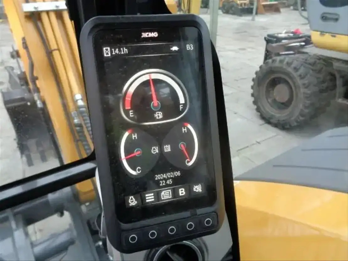 XCMG XE55GA - Escavatore cingolato: foto 2 XCMG XE55GA - Escavatore cingolato: foto 2