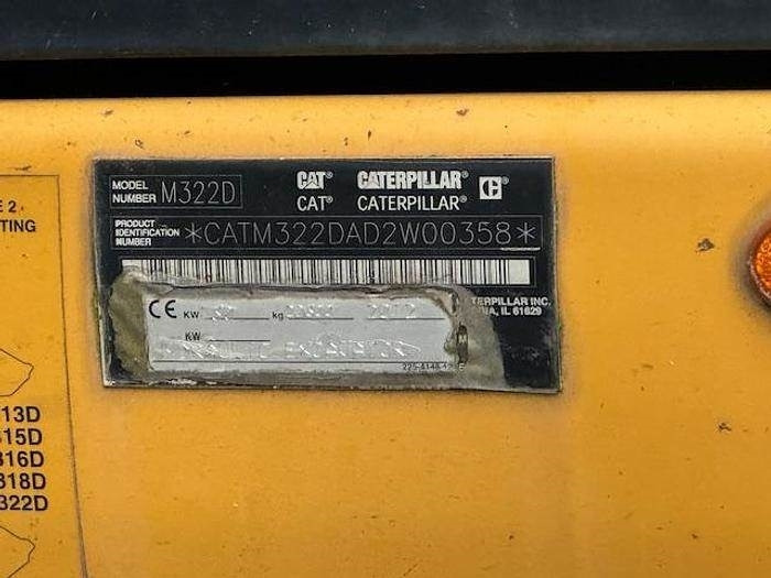 Escavatore gommato CAT M 322 D: foto 6
