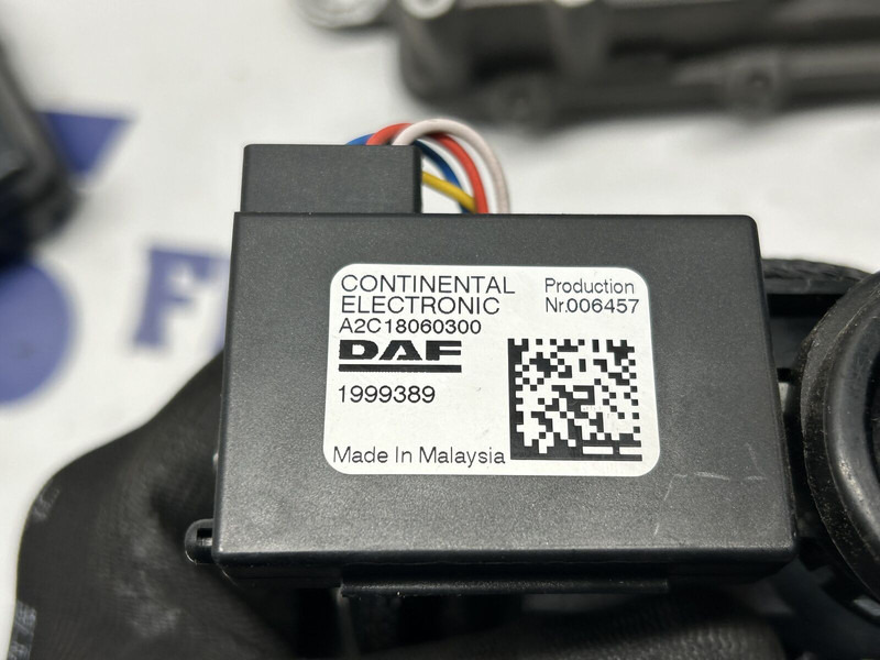 DAF ignition set with key - ECU per Camion: foto 5 DAF ignition set with key - ECU per Camion: foto 5