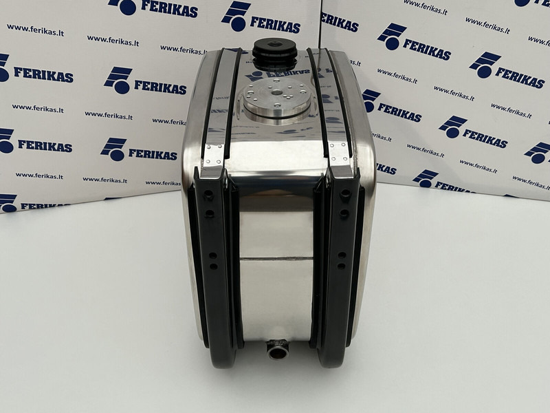 Hydraulic stainless steel oil tank 160L - Serbatoio idraulico per Camion: foto 3 Hydraulic stainless steel oil tank 160L - Serbatoio idraulico per Camion: foto 3